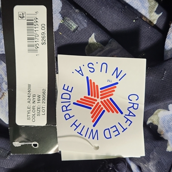 Betsy & Adam Floral Chiffon Ruffle V-Neck Long Sheer Sleeve Dress Size 16W - Picture 6 of 6